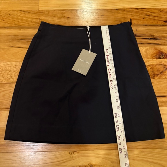 NWT Everlane The Dream Mini Skirt in Navy - Picture 11 of 11